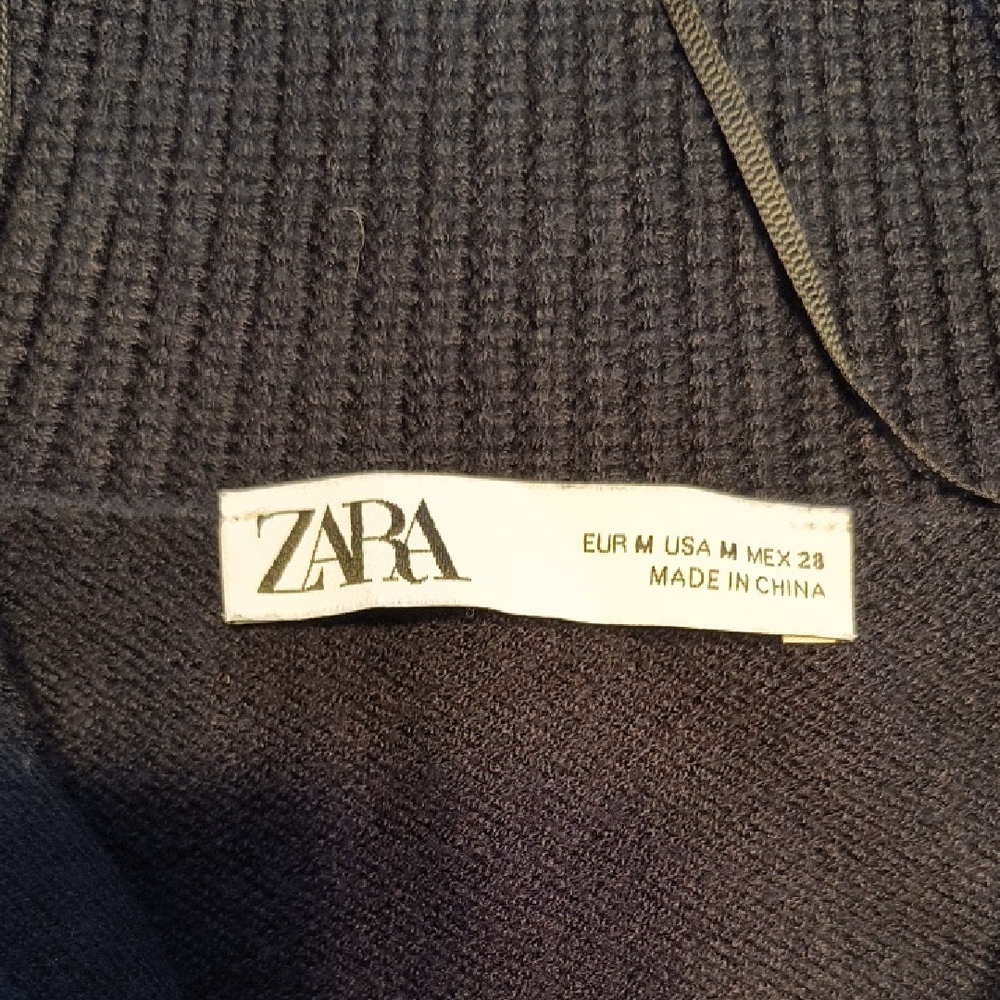 Zara Charcoal Ribbed Knit Top  Zara ribbed knit , M